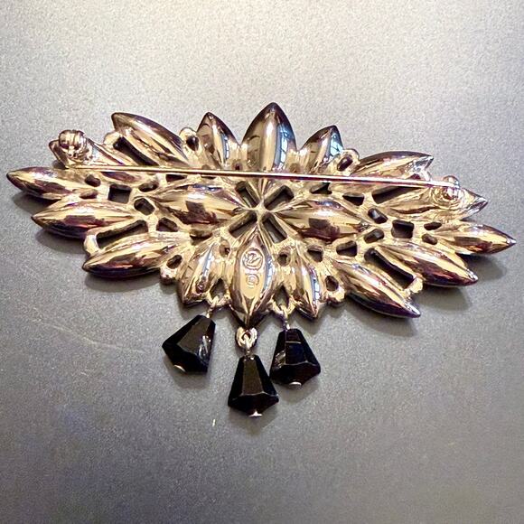 Vintage Black Taupe Crystal Swarovski Brooch Rhodium Plated - Picture 5 of 7